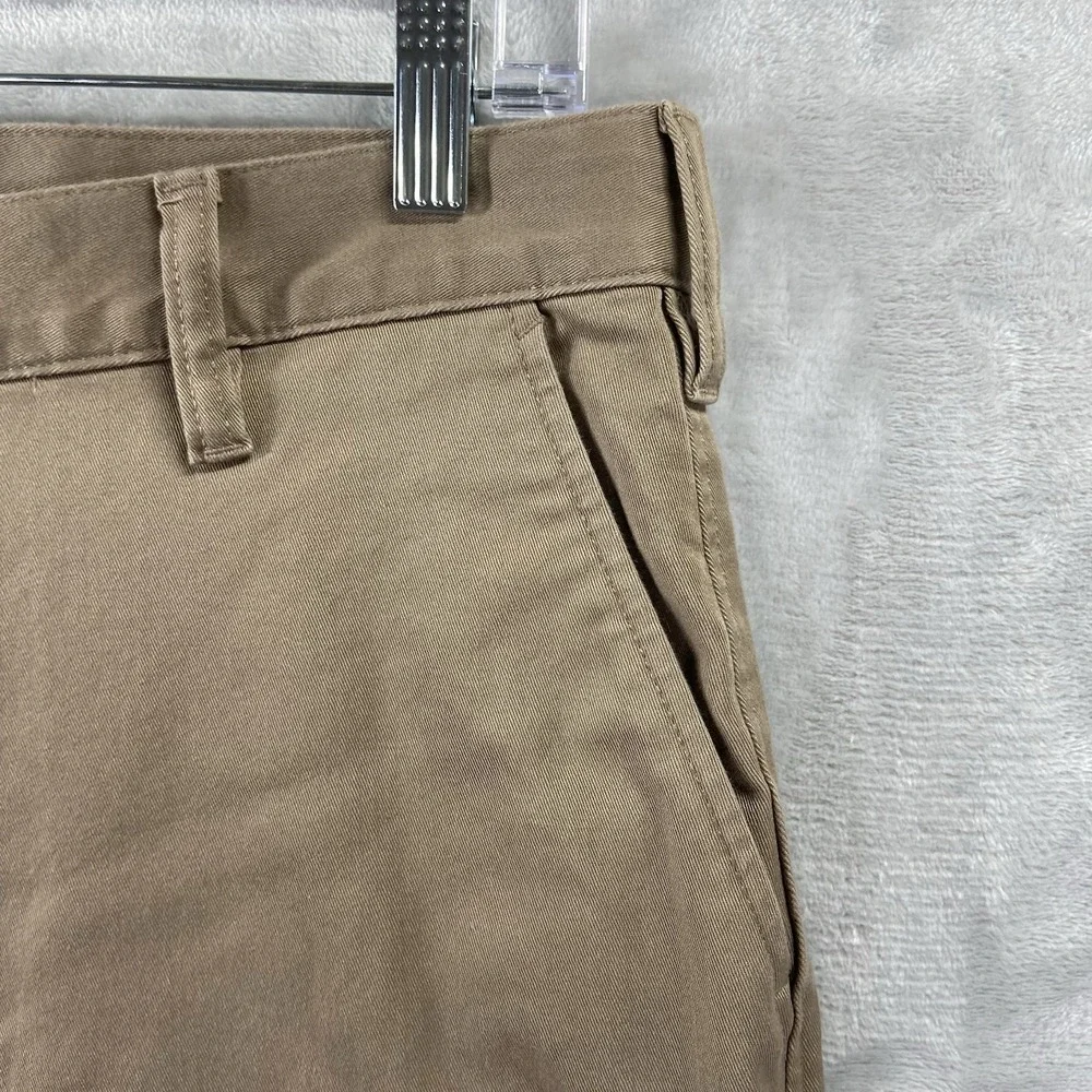 RVCA Pants men's 31x31 Chino Week-End Fit Classic Brown Flat Front Stretch Skate